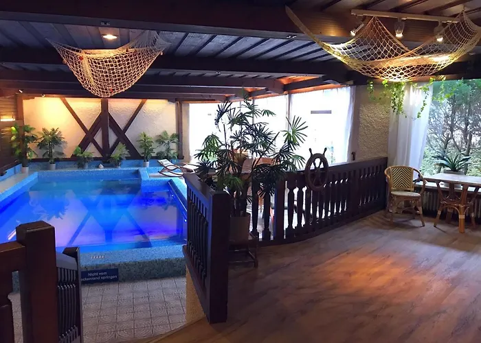 Haus Zellerwirt ホテル 2*