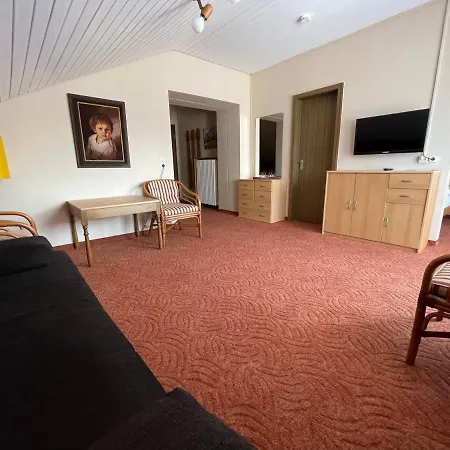 Zellerwirt Hotel Szálloda 2*
