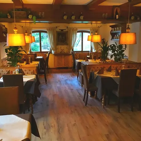 Szálloda Zellerwirt Hotel