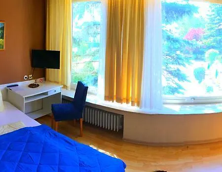 Szálloda Zellerwirt Hotel 2*